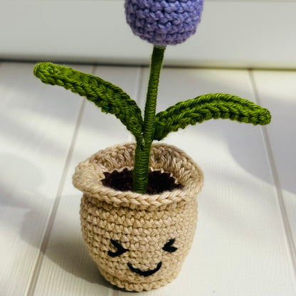 Crochet Tulip Pot