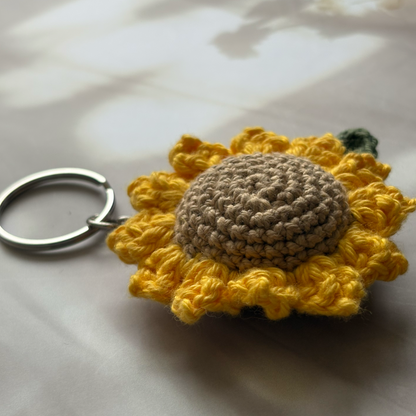 Crochet Sunflower Keychain with leaf