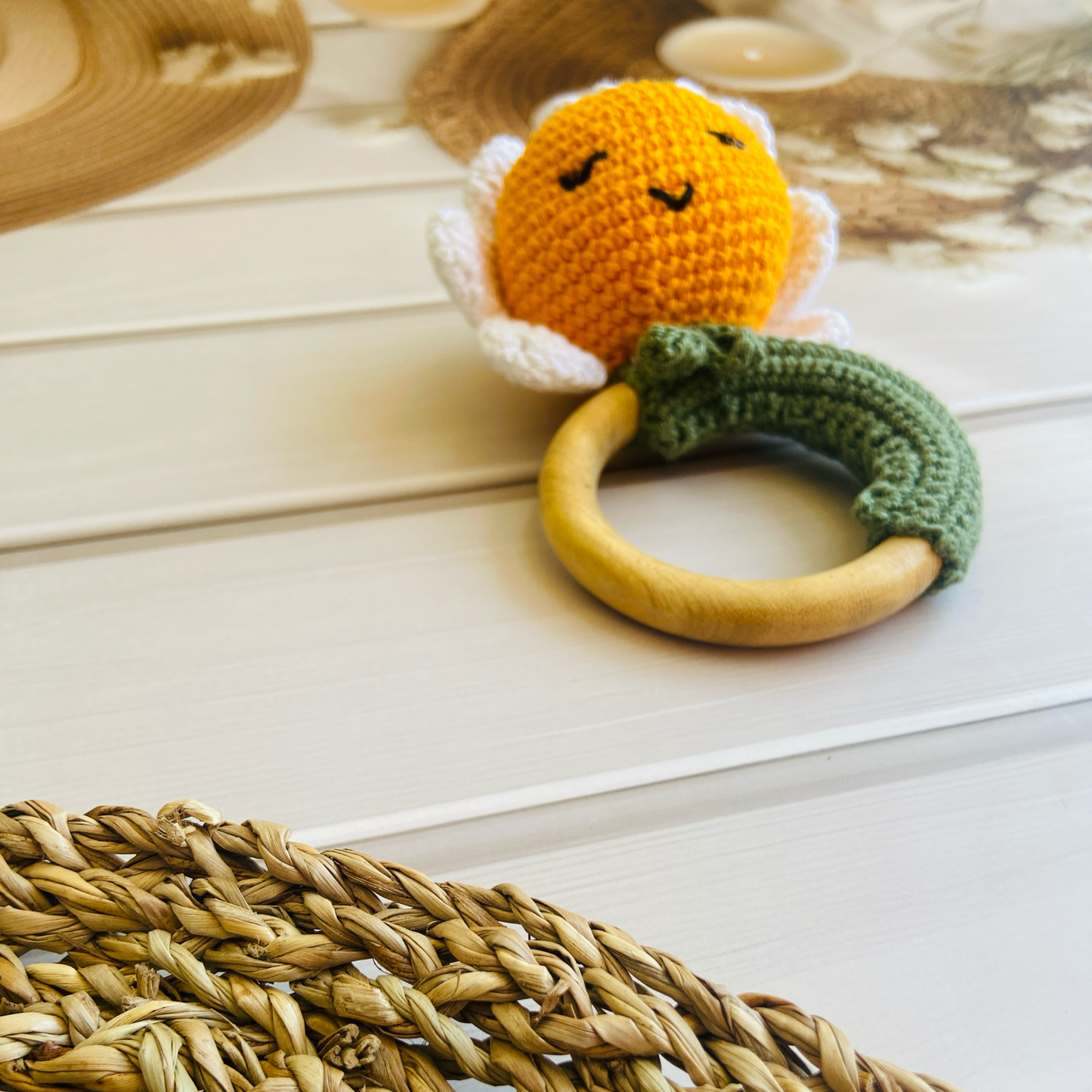 Handmade Daisy Rattle Teether (Mustard&White)